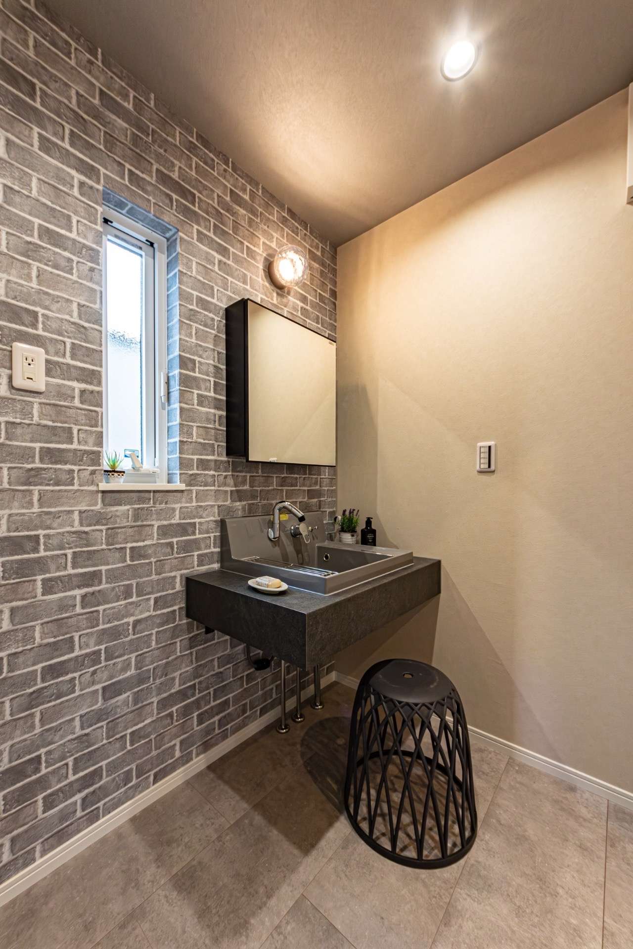 【デザイン性と機能美を極めた造作洗面所✨】宮崎市で新築•リノベーション| mikiデザインハウス